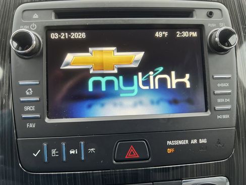 Used 2016 Chevrolet Traverse LT image 6