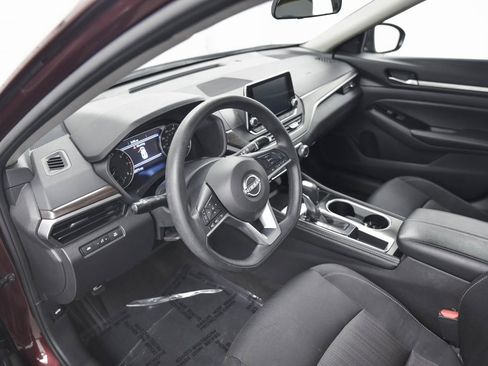 Used 2023 Nissan Altima 2.5 SV image 15