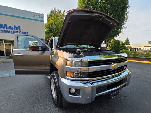 Used 2015 Chevrolet Silverado 3500 LTZ w/ Duramax Plus Package image 25