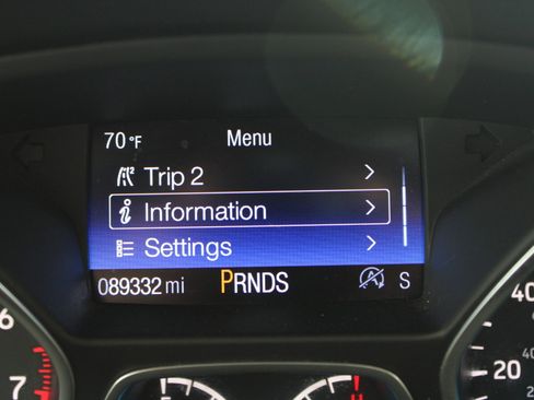 Used 2017 Ford Escape SE w/ Equipment Group 201A image 24