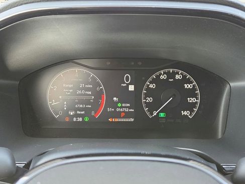 Used 2025 Honda CR-V EX-L image 10