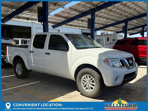 Used 2017 Nissan Frontier SV w/ SV Value Truck Package AWD/4WD image 7