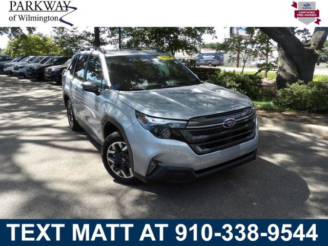 Certified 2026 Subaru Forester Premium AWD/4WD image 1