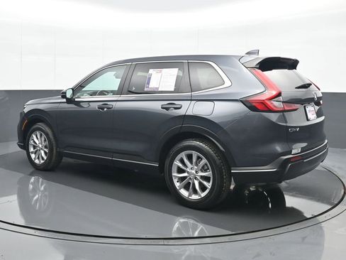 Used 2023 Honda CR-V EX image 4