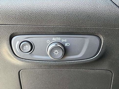 Used 2025 Buick Encore GX Preferred image 20