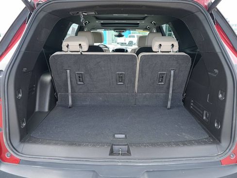 Used 2022 Chevrolet Traverse LT w/ LT Premium Package AWD/4WD image 15