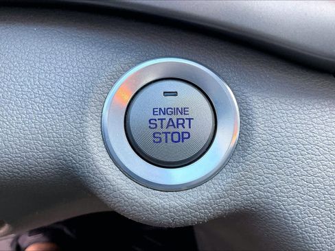 Used 2018 Hyundai Elantra Value Edition image 34