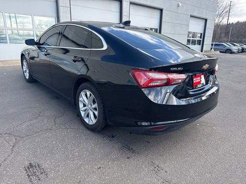 Used 2020 Chevrolet Malibu LT image 3