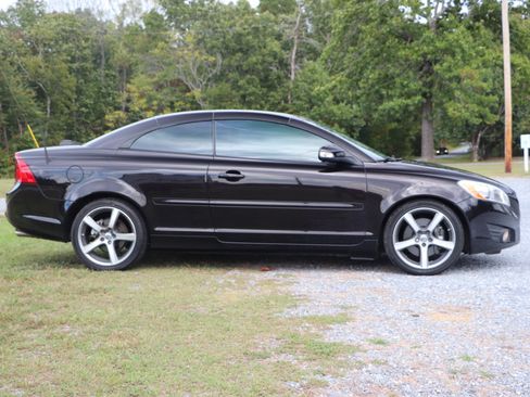 Used 2012 Volvo C70 T5 image 2