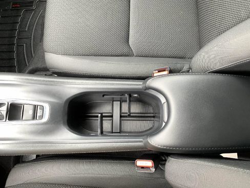 Certified 2022 Honda HR-V EX image 31