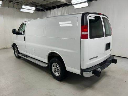 Used 2025 GMC Savana 2500 w/ Driver Convenience Package RWD image 7