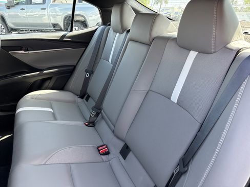 Used 2025 Toyota Camry SE w/ Multimedia Upgrade Package image 29