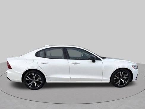 Used 2024 Volvo S60 B5 Core FWD image 7