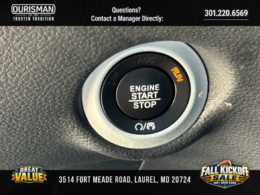 Used 2025 Chrysler Pacifica Limited FWD image 37