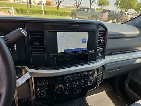 Used 2025 Ford F350 XLT w/ 360-Degree Camera Package image 11