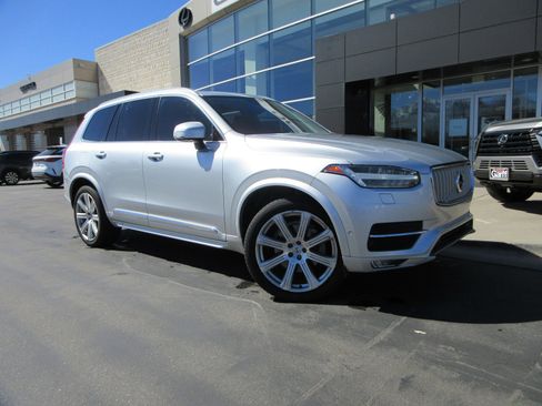 Used 2018 Volvo XC90 T6 Inscription w/ Convenience Package image 14