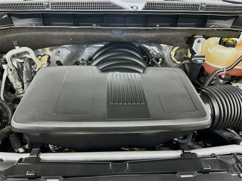 Used 2022 GMC Yukon Denali image 32