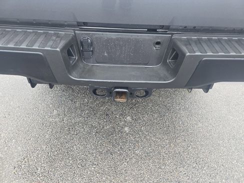 Used 2024 Ford F350 XL image 9