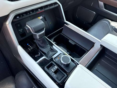 Used 2022 Toyota Tundra Capstone AWD/4WD image 29