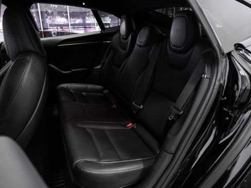 Used 2022 Tesla Model S Plaid image 40