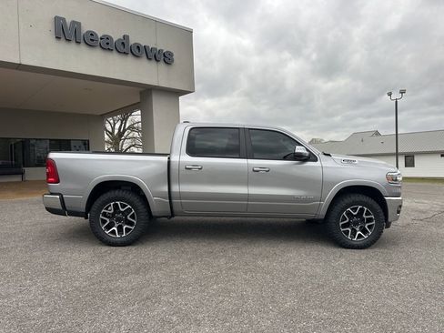 Used 2025 RAM 1500 Laramie image 8