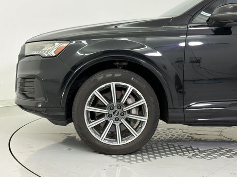 Used 2023 Audi Q7 2.0T Premium Plus w/ Premium Plus Package AWD/4WD image 12