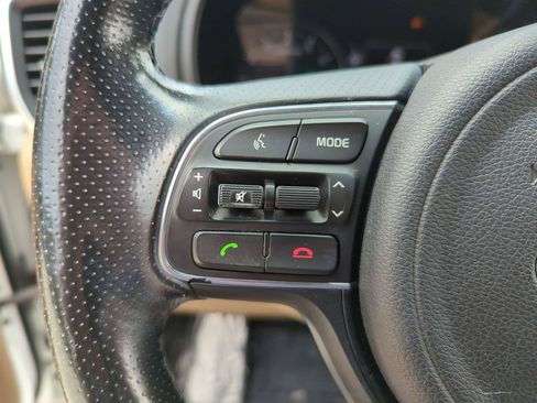 Used 2018 Kia Sportage SX FWD image 11