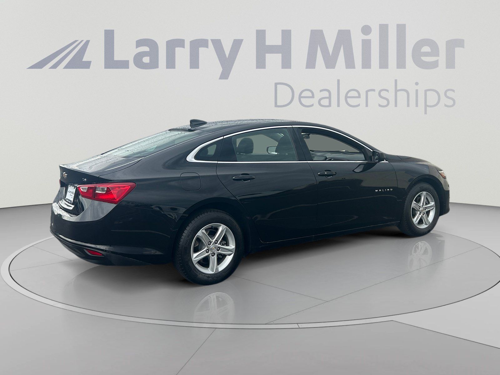 Used 2023 Chevrolet Malibu LS FWD image 5