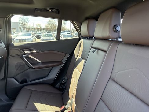 Certified 2025 BMW X2 xDrive28i image 33