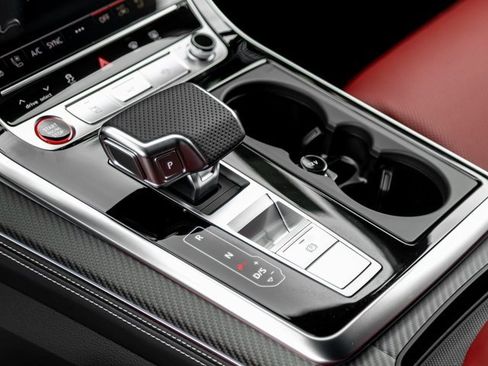 New 2026 Audi SQ7 Prestige image 18