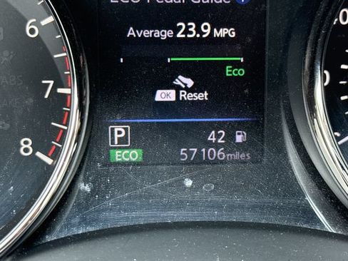 Certified 2019 Nissan Rogue SV w/ Sun & Sound Touring Package FWD image 16
