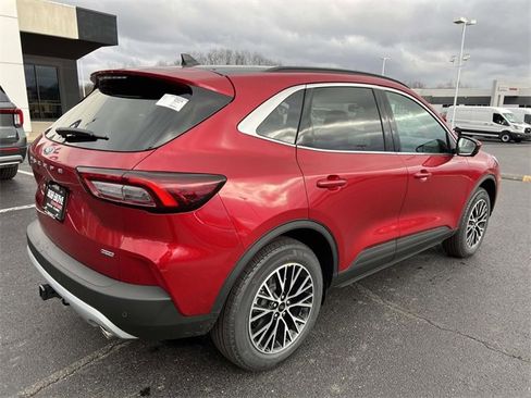 New 2026 Ford Escape SE w/ PHEV Premium Package image 8