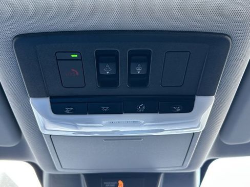 Certified 2023 Nissan Rogue SV w/ SV Premium Package image 37