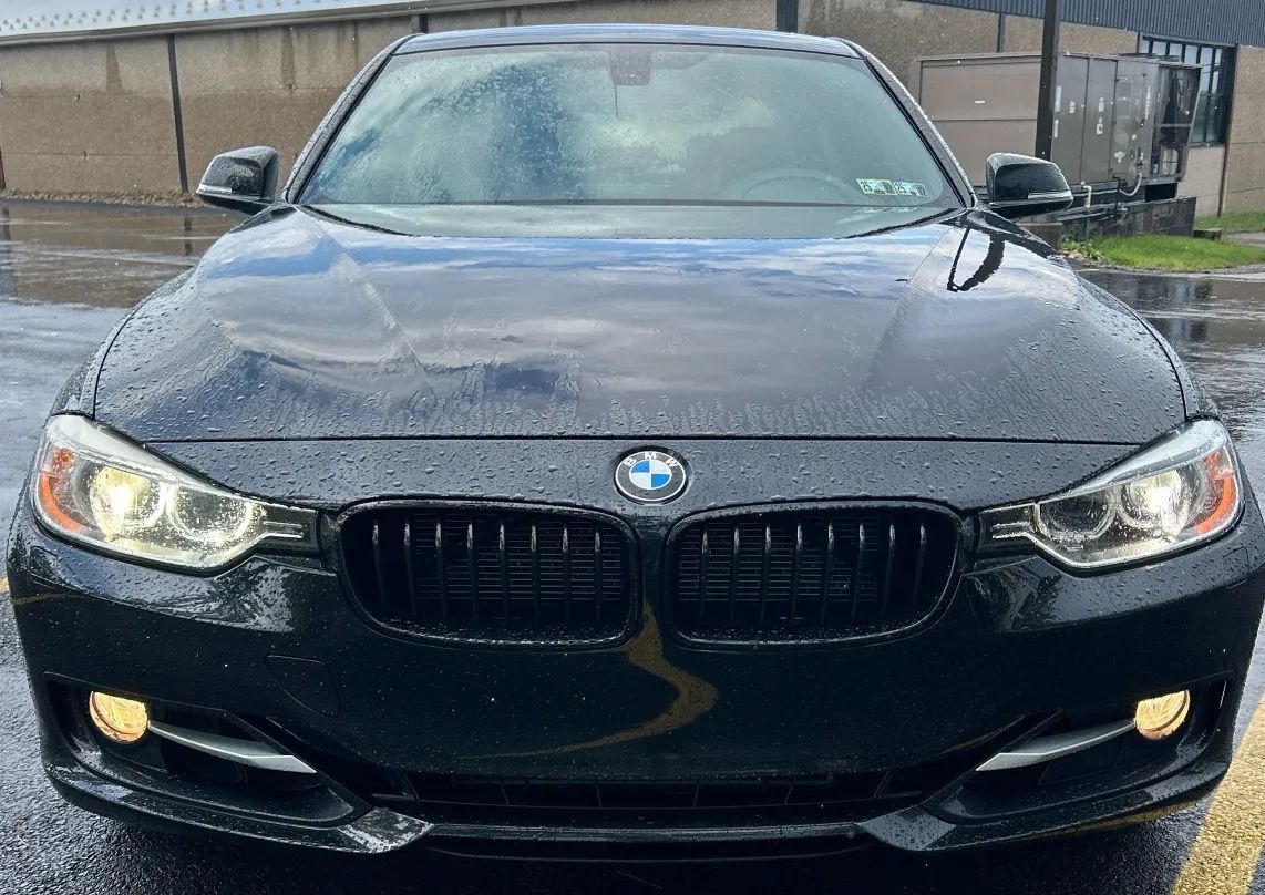 Used 2013 BMW 335i xDrive Sedan AWD/4WD image 7