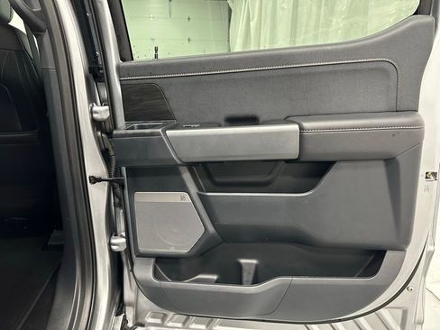 Used 2025 Ford F150 Lariat w/ Equipment Group 501A Mid image 50