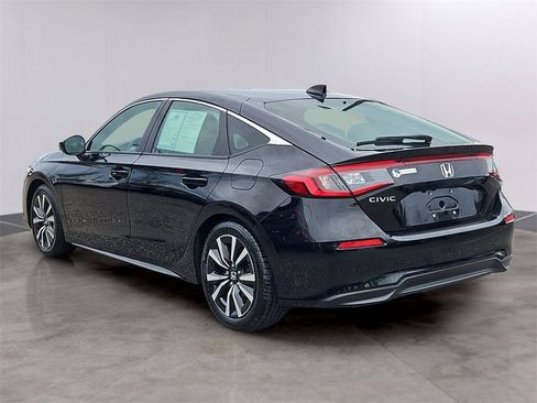 Certified 2023 Honda Civic EX-L image 6