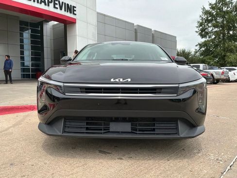 Used 2025 Kia K4 FWD image 3