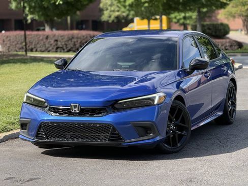 Used 2022 Honda Civic Sport image 1