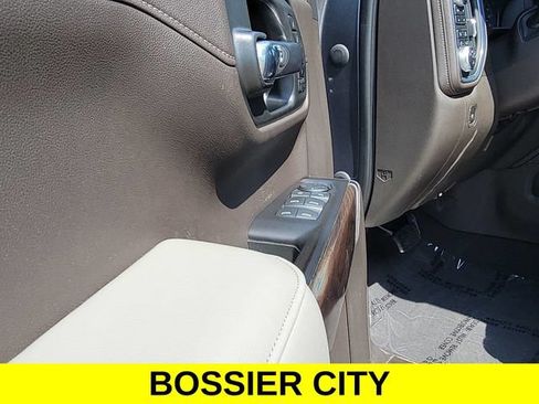 Used 2020 GMC Sierra 1500 SLT AWD/4WD image 23