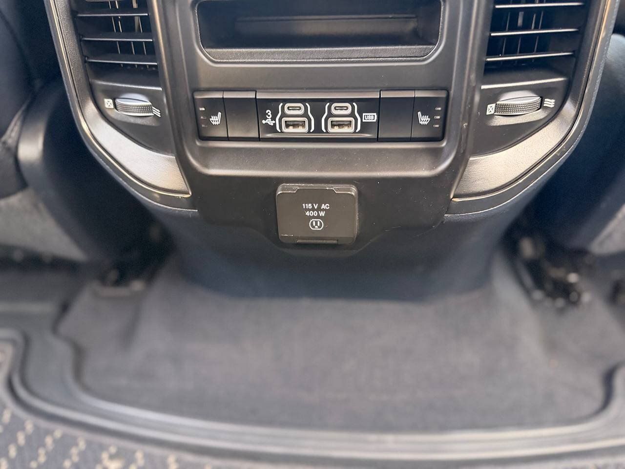Used 2019 RAM 1500 Limited w/ Advanced Safety Group AWD/4WD image 26