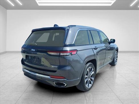 Used 2022 Jeep Grand Cherokee Overland AWD/4WD image 10