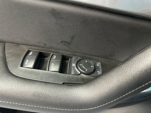 Used 2021 Chevrolet Blazer LT FWD image 24