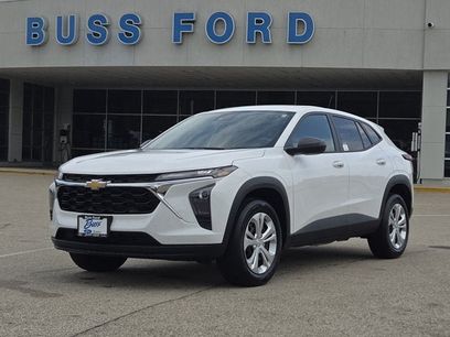Used 2025 Chevrolet Trax LS