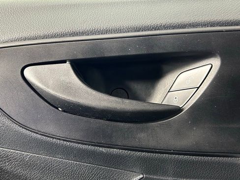 Used 2022 Mercedes-Benz Metris image 27