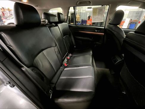 Used 2013 Subaru Outback 2.5i Limited image 19