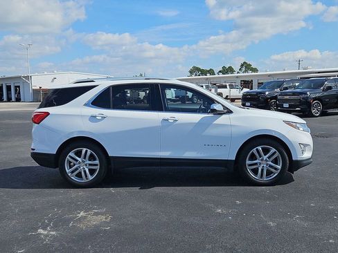 Used 2019 Chevrolet Equinox Premier FWD image 18