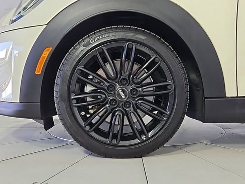 Certified 2023 MINI Cooper S image 5