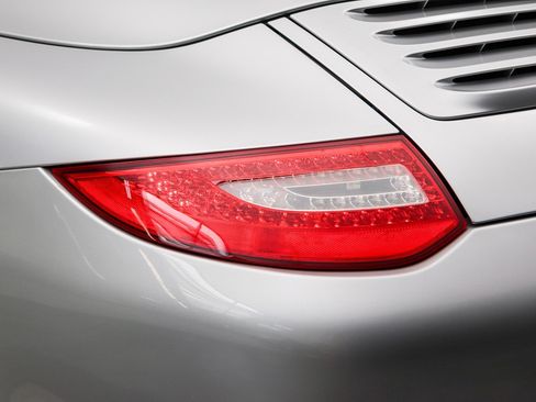 Used 2009 Porsche 911 Carrera RWD image 12