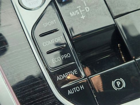 Used 2020 BMW X7 M50i image 48