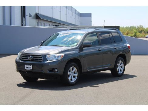 Used 2010 Toyota Highlander SE AWD/4WD image 1